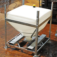 The DGO 90 IBC has optional top inlets and bottom outlets.